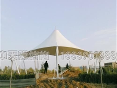 鄂尔多斯乌审旗乌兰陶勒盖张拉膜结构工程